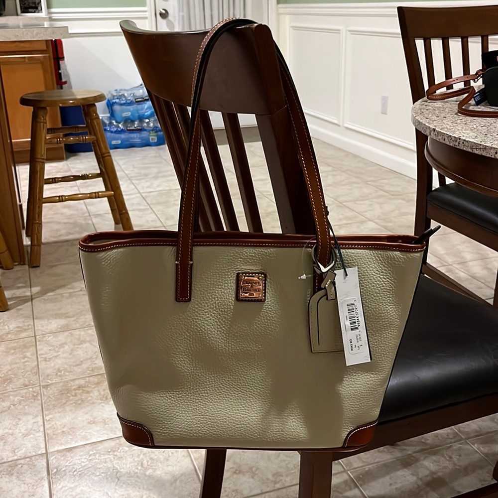 Dooney & Bourke Charleston shoulder bag NWT